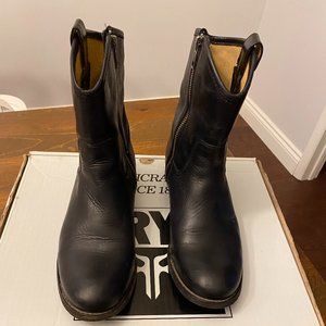 Ladies Size 7 * Frye Boots. Melissa